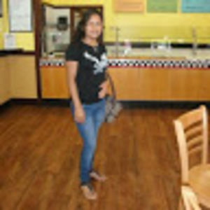 Meet your Posher, Elia